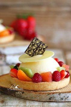 Enchanted Forest Fruit Pavlova
